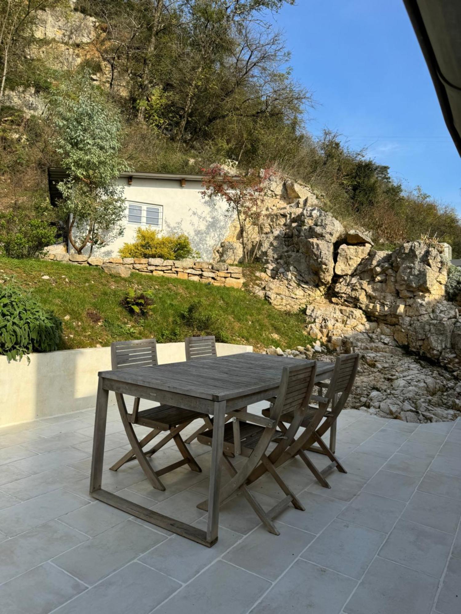 Maison Au Bord De L'Eau Les Roches Рошфор-сюр-Ненон Экстерьер фото
